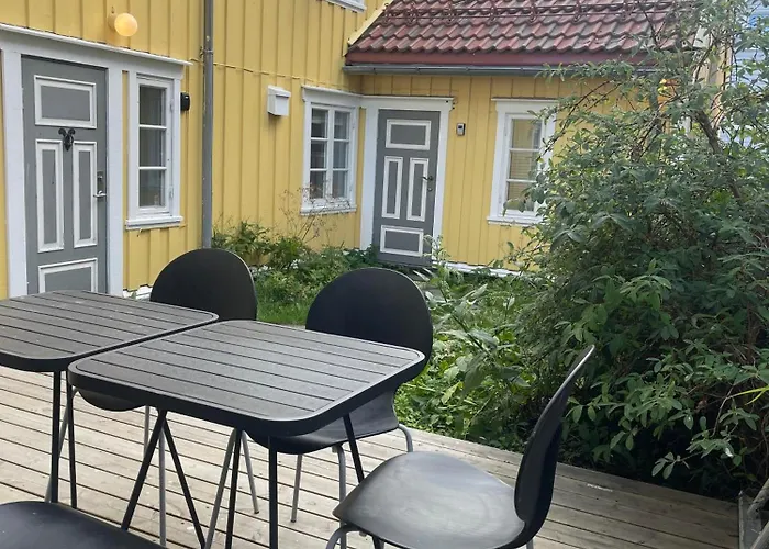 Sjarmerende Og Lysfylt Leilighet Midt I Tromso